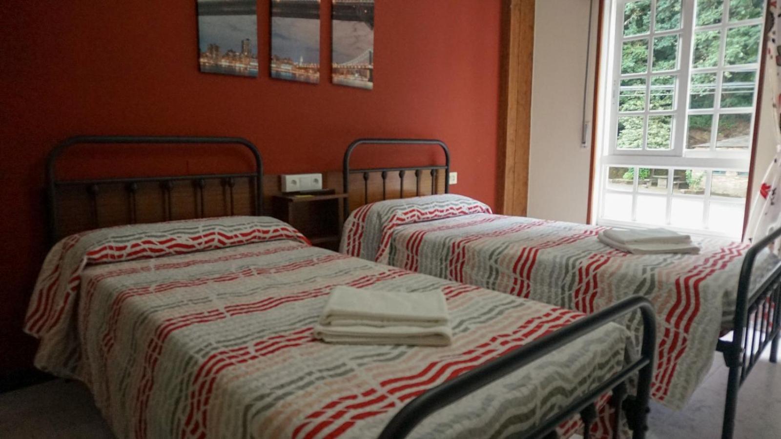 Pension Castro Parrillada Samos Ngoại thất bức ảnh